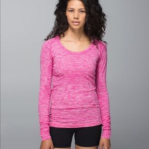 Lululemon Swiftly Tech Long Sleeve scoop